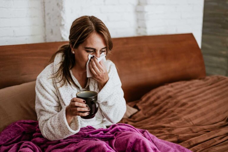 Flu and pneumonia – symptoms, causes, and how to reduce your risk