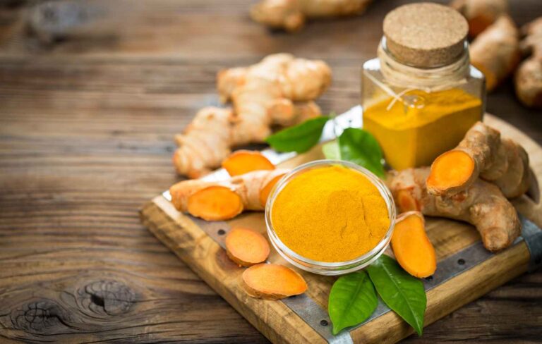 8 health benefits of turmeric and how to add it to your diet